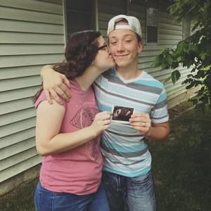 Meet your Posher, Elissa